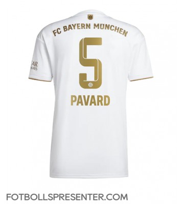 Bayern Munich Benjamin Pavard #5 Borta Matchtröja 2022-23 Kortärmad